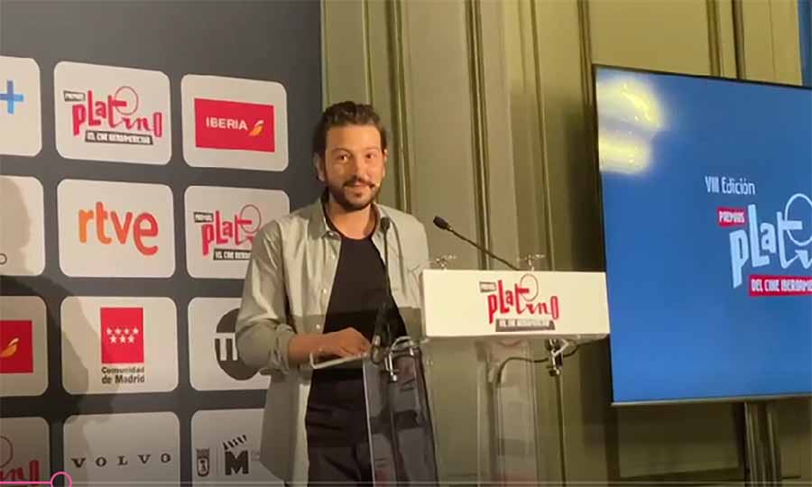 diego luna premios platino rueda prensa