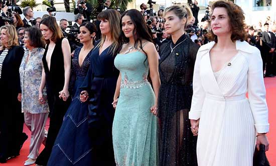 salma hayek cannes